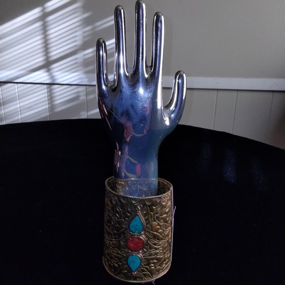 Iris Apfel & Bajalia Brass Turquoise & Coral Inlay HUGE Statement Cuff Bracelet - Picture 15 of 16